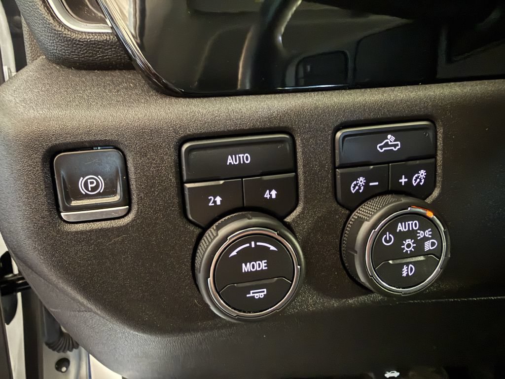 Used 2023 Chevrolet Silverado 1500 RST w/ Redline Edition AWD/4WD image 51