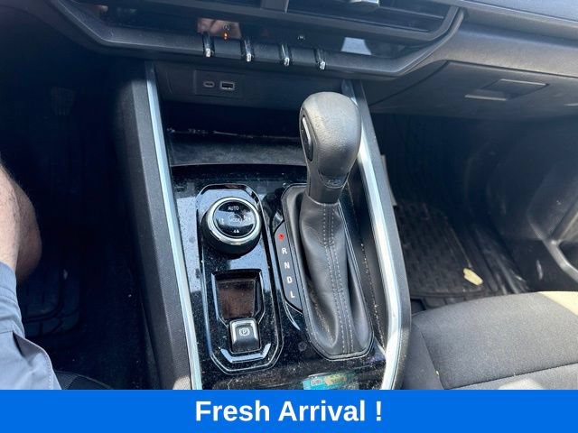 Used 2023 Chevrolet Colorado Trail Boss w/ Technology Package AWD/4WD image 7