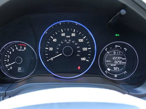 Used 2017 Honda HR-V EX image 14