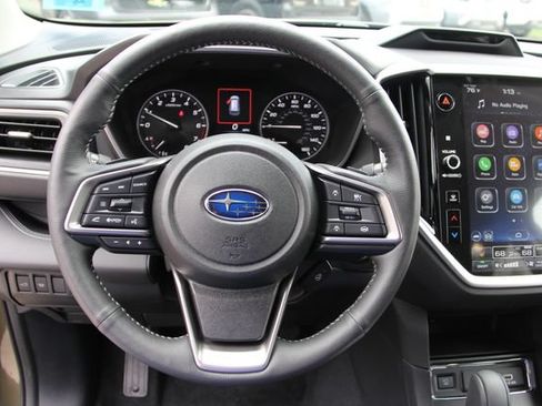 Used 2025 Subaru Ascent Limited AWD/4WD image 20