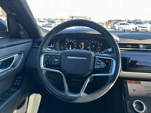Used 2021 Land Rover Range Rover Velar R-Dynamic S image 18