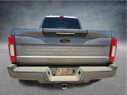 Used 2022 Ford F250 Lariat w/ Black Appearance Package AWD/4WD image 8
