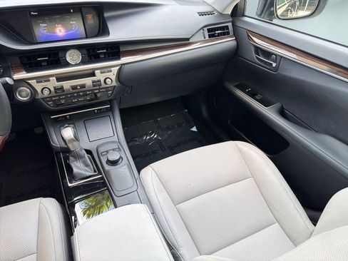 Used 2017 Lexus ES 350 FWD image 28
