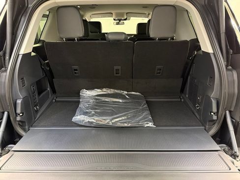 New 2027 Ford Expedition Active AWD/4WD image 39