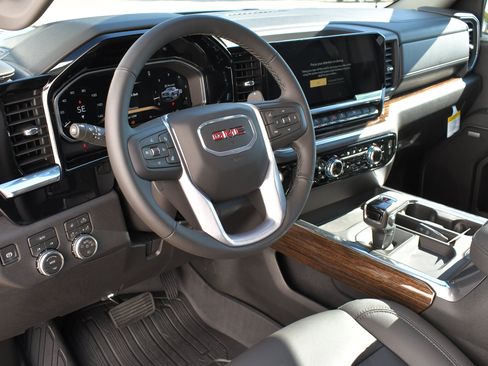Used 2026 GMC Sierra 1500 Elevation w/ Elevation Premium Package AWD/4WD image 19
