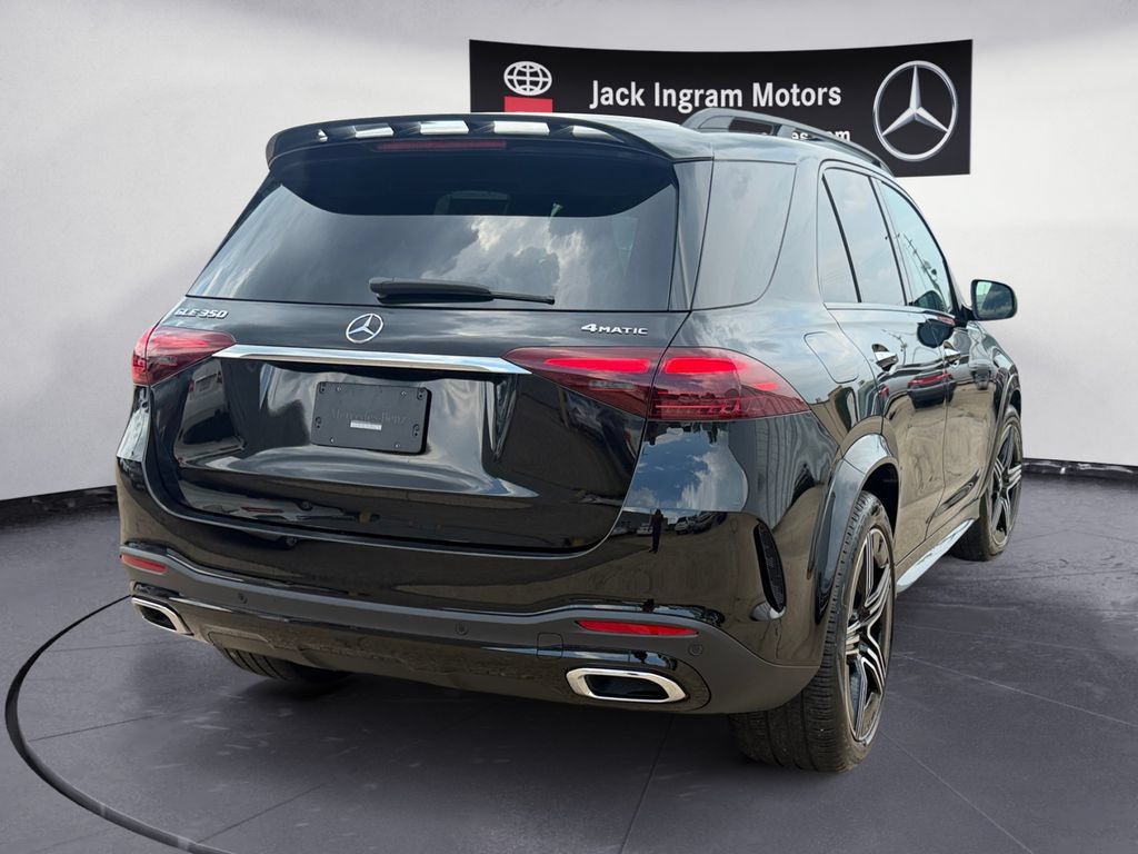 Certified 2025 Mercedes-Benz GLE 350 4MATIC w/ AMG Line Exterior image 5