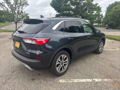 Certified 2022 Ford Escape SEL AWD/4WD image 11