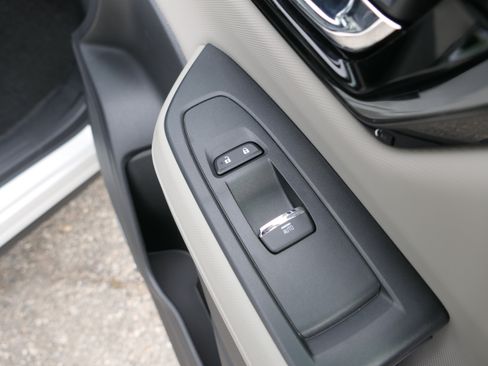 Used 2025 Subaru Forester Limited AWD/4WD image 25
