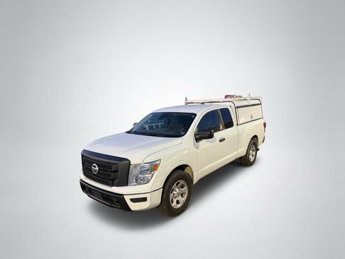 Used 2022 Nissan Titan S image 1