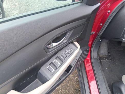 Used 2023 Honda Accord EX image 10
