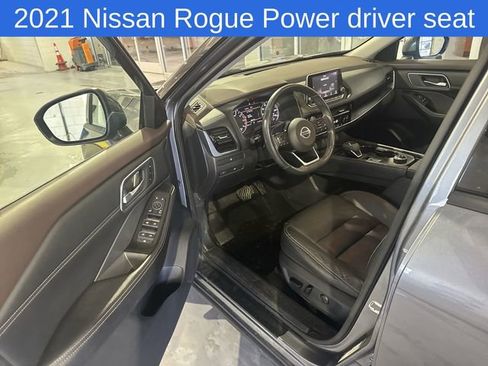 Used 2021 Nissan Rogue SL image 12