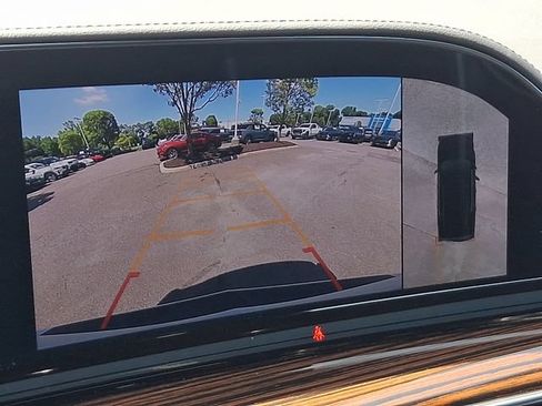 Certified 2024 Cadillac Escalade Premium Luxury AWD/4WD image 19