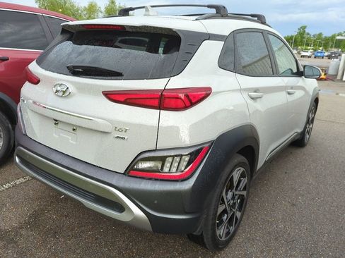 Used 2023 Hyundai Kona Limited AWD/4WD image 3