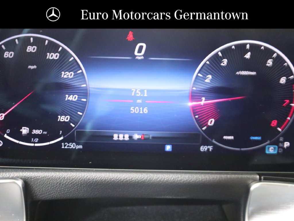 Used 2026 Mercedes-Benz GLB 250 4MATIC image 16
