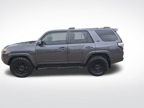Used 2023 Toyota 4Runner SR5 Premium w/ Moonroof Package RWD image 3