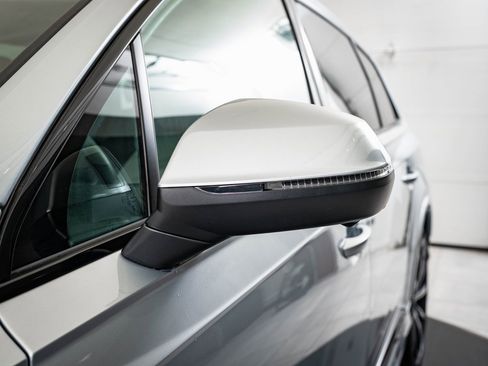 Used 2024 Audi Q7 3.0T Premium Plus image 15