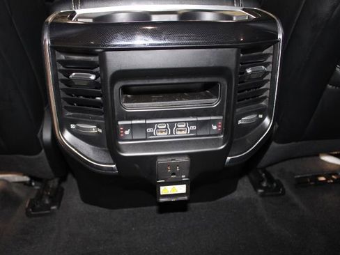 Used 2021 RAM 1500 Laramie AWD/4WD image 20