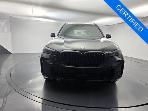 Used 2024 BMW X5 xDrive40i w/ M Sport Package AWD/4WD image 2