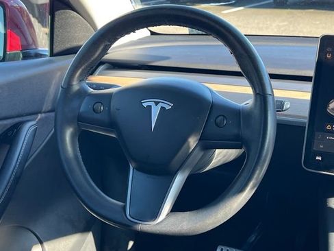 Used 2020 Tesla Model Y Performance image 15