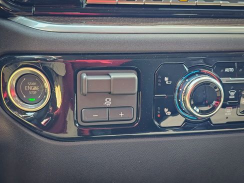 New 2026 GMC Sierra 1500 Elevation image 26