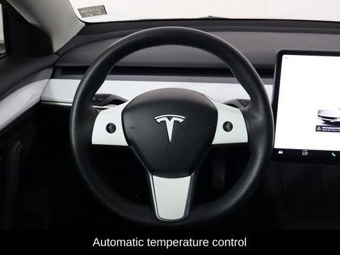 Used 2023 Tesla Model 3 Standard Range RWD image 7