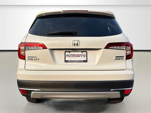 Used 2022 Honda Pilot Touring image 6