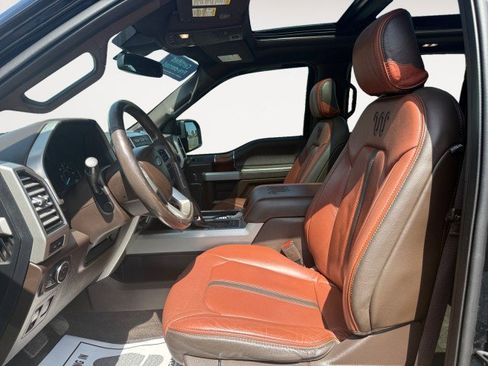 Used 2018 Ford F150 King Ranch w/ Equipment Group 601A Luxury AWD/4WD image 2