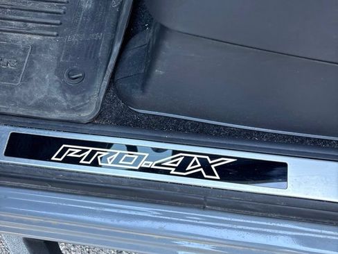 Used 2023 Nissan Frontier PRO-4X w/ Pro-4X Premium Package AWD/4WD image 6