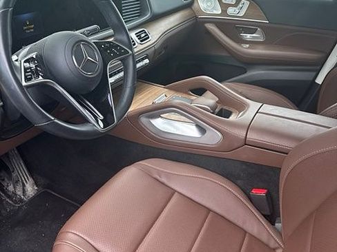 Used 2024 Mercedes-Benz GLE 350 4MATIC image 6