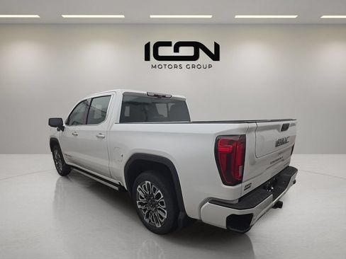Used 2023 GMC Sierra 1500 Denali Ultimate AWD/4WD image 2