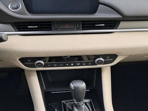 Used 2020 MAZDA MAZDA6 Touring FWD image 15