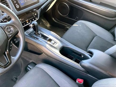 Used 2019 Honda HR-V EX image 17