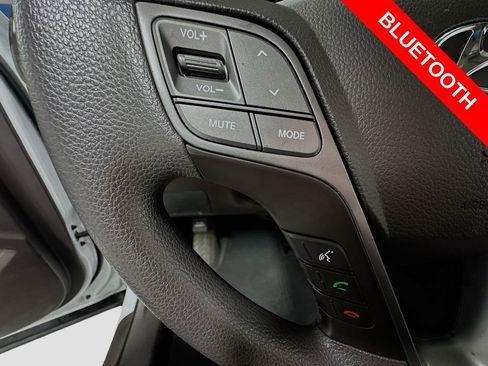 Used 2017 Hyundai Santa Fe Sport image 29