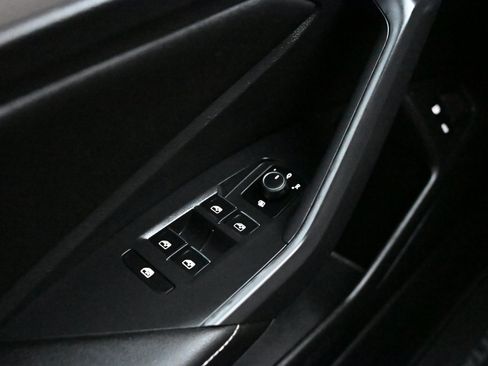 Used 2022 Volkswagen Jetta S image 20