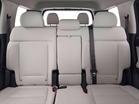 New 2026 Hyundai Santa Fe SE image 16