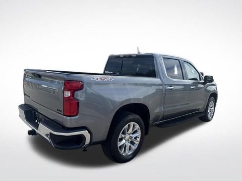 Used 2022 Chevrolet Silverado 1500 LTZ w/ Technology Package AWD/4WD image 5