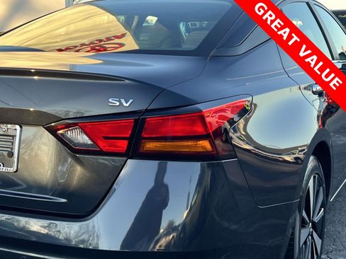 Used 2022 Nissan Altima 2.5 SV image 10