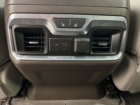 Used 2020 GMC Sierra 1500 SLT w/ SLT Premium Package image 23