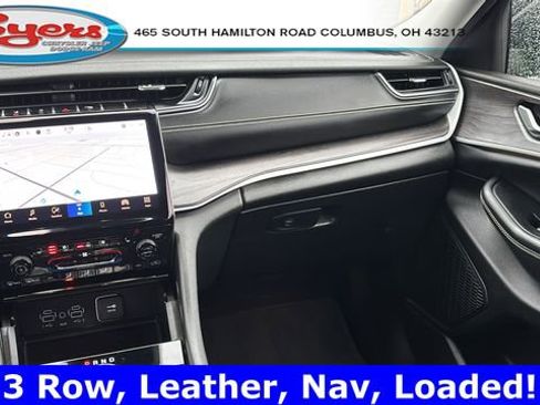 Used 2023 Jeep Grand Cherokee L Limited w/ Luxury Tech Group II image 10