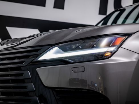 Used 2024 Lexus LX 600 4WD w/ Appearance Package image 15