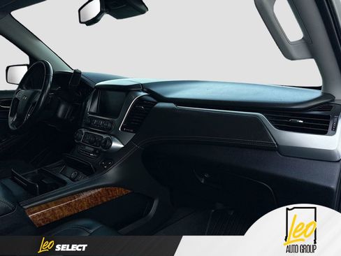 Used 2020 Chevrolet Tahoe Premier AWD/4WD image 33