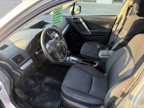 Used 2015 Subaru Forester 2.5i Premium w/ All-Weather Package AWD/4WD image 10
