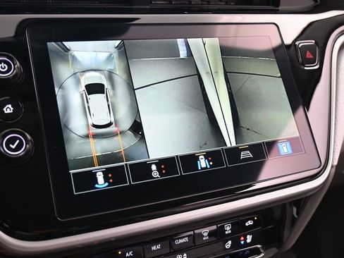 Used 2023 Chevrolet Bolt EUV Premier image 27