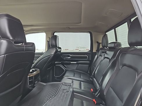 Used 2019 RAM 1500 Laramie image 15