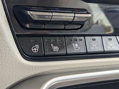 Certified 2025 MAZDA CX-90 3.3 Turbo S w/ Premium Package image 26