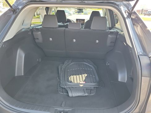 Used 2023 Toyota RAV4 LE image 9