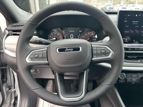 New 2026 Jeep Compass Limited AWD/4WD image 33