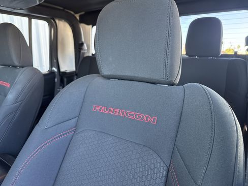 Used 2020 Jeep Gladiator Rubicon w/ Trailer Tow Package image 23