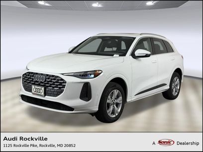 Used 2025 Audi Q5 Premium w/ Convenience Package