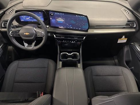 New 2026 Chevrolet Traverse LT FWD image 5